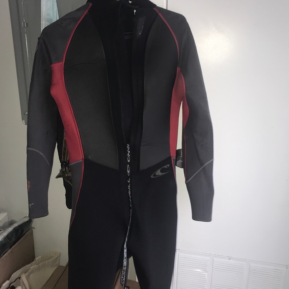 🛑SOLD! O’Neill Men’s 3.2mm Wetsuit 🛑 - Picture 3 of 9